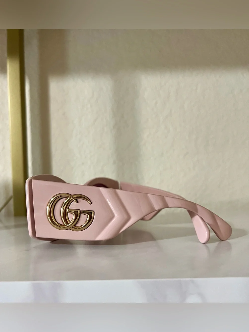 Authentic Gucci GG0810S 003 Pink Oversized Sunglasses Barbie Pink